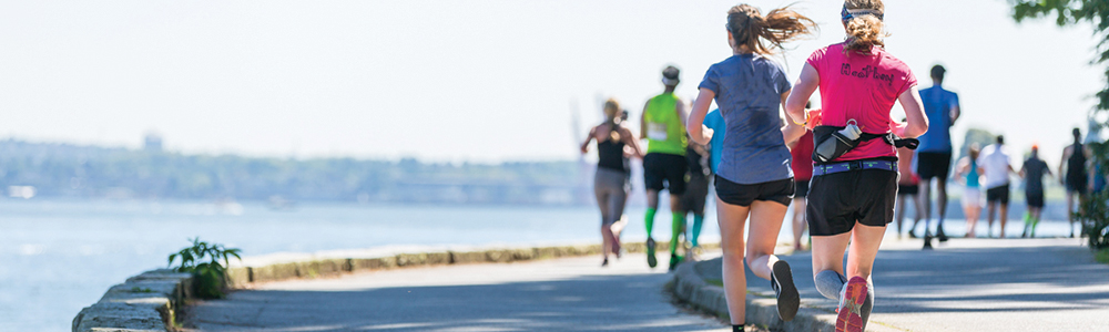 BMOVM.M.Images-1000x300-39-2016-Backshot-MattClark-VancouverMarathon