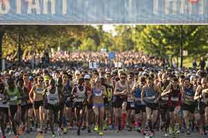 Highlights – 2016 BMO Vancouver Marathon