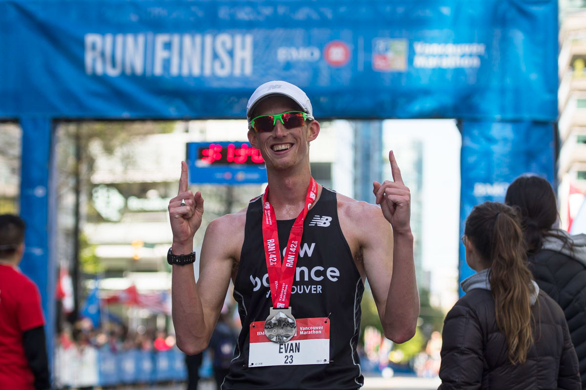 48-2017-M-EvanDunfee.RaceWalker.RichardLam.VancouverMarathon